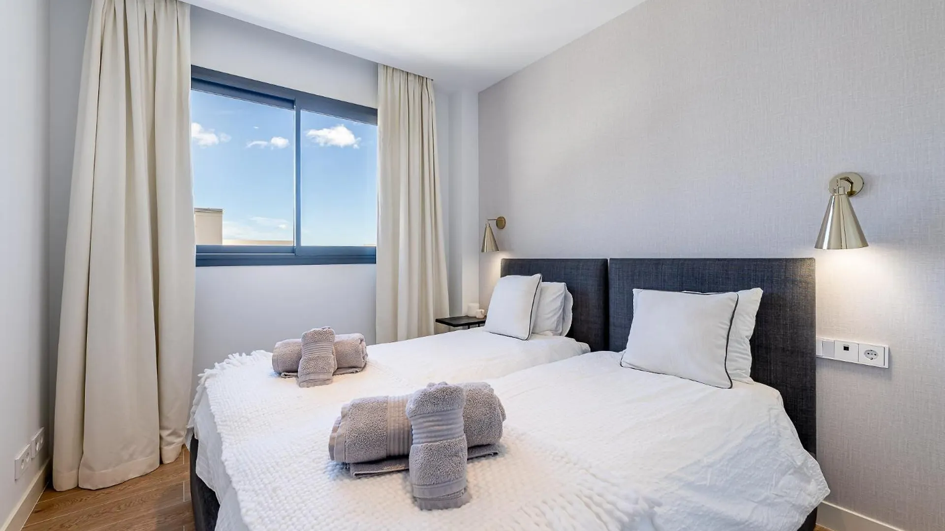 Luxury Apartment El Higueron West Fuengirola
